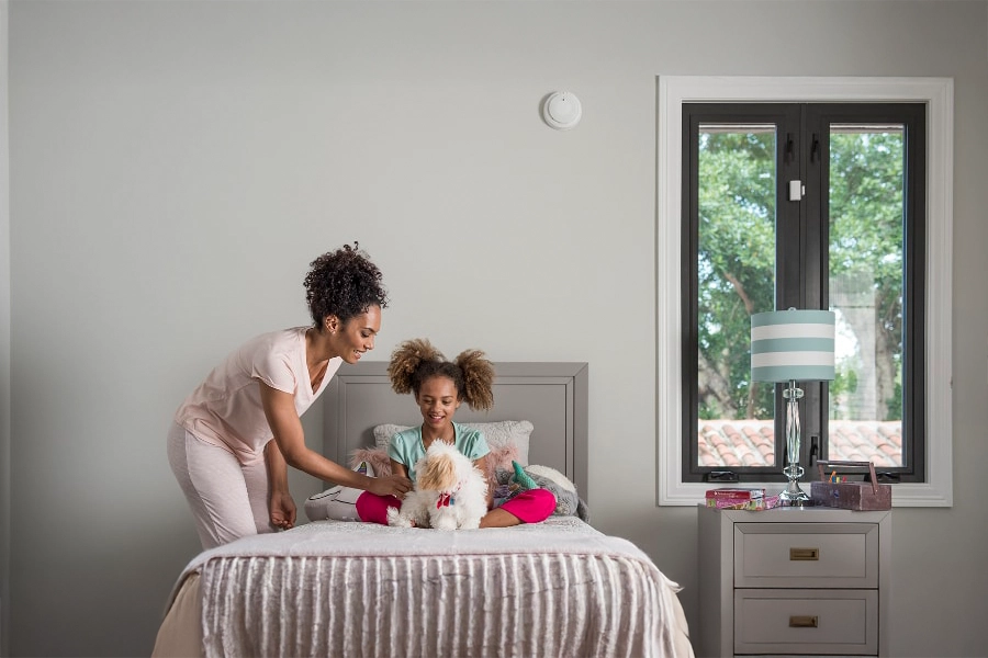 smoke & carbon detector Akron